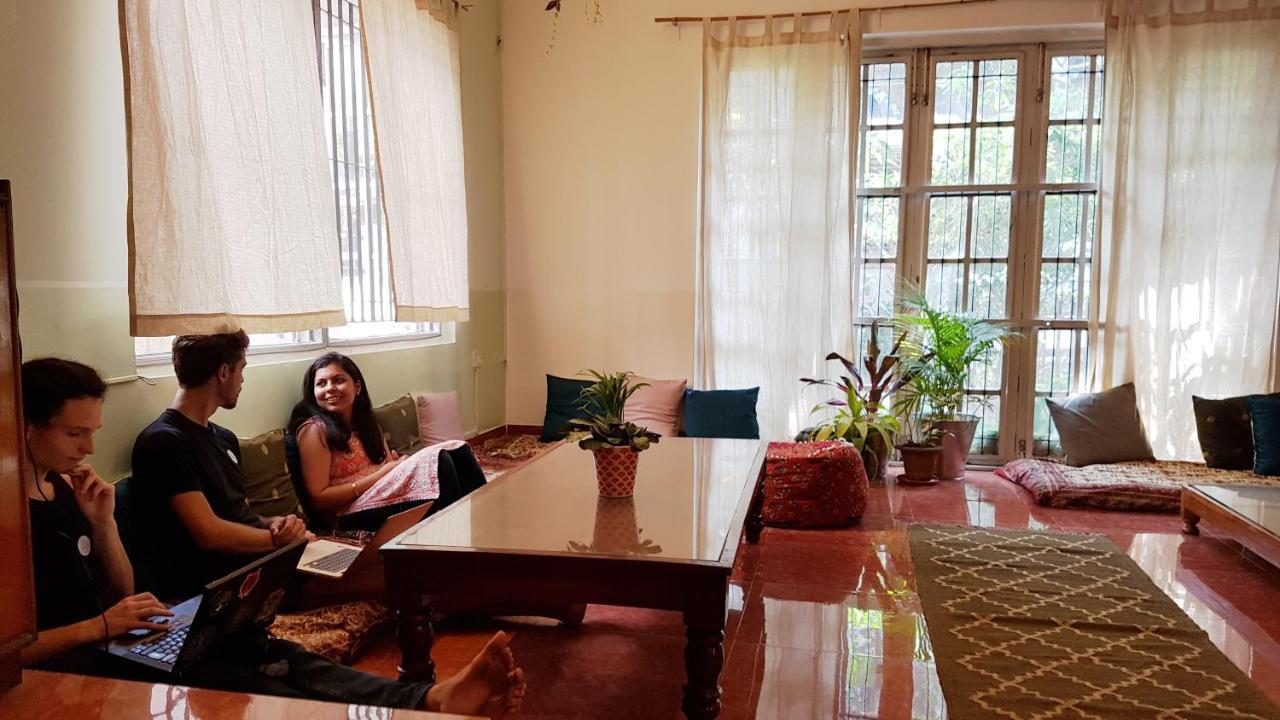 Be Animal Hostel Bangalore Exteriör bild